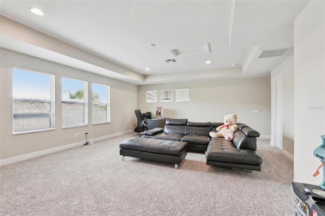 Listing Photo 24
