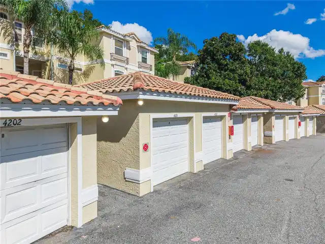 Listing Photo 15