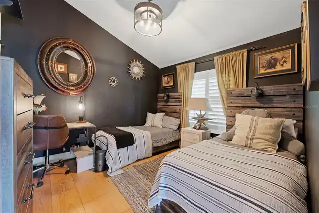 Listing Photo 38