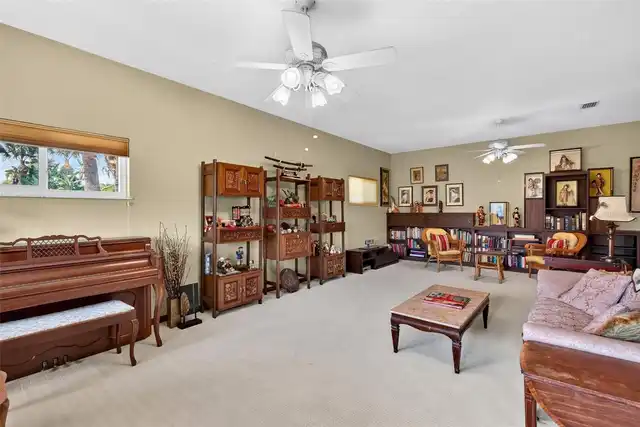Listing Photo 21