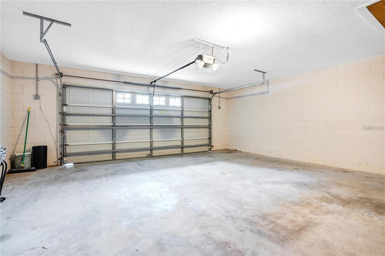 Listing Photo 23