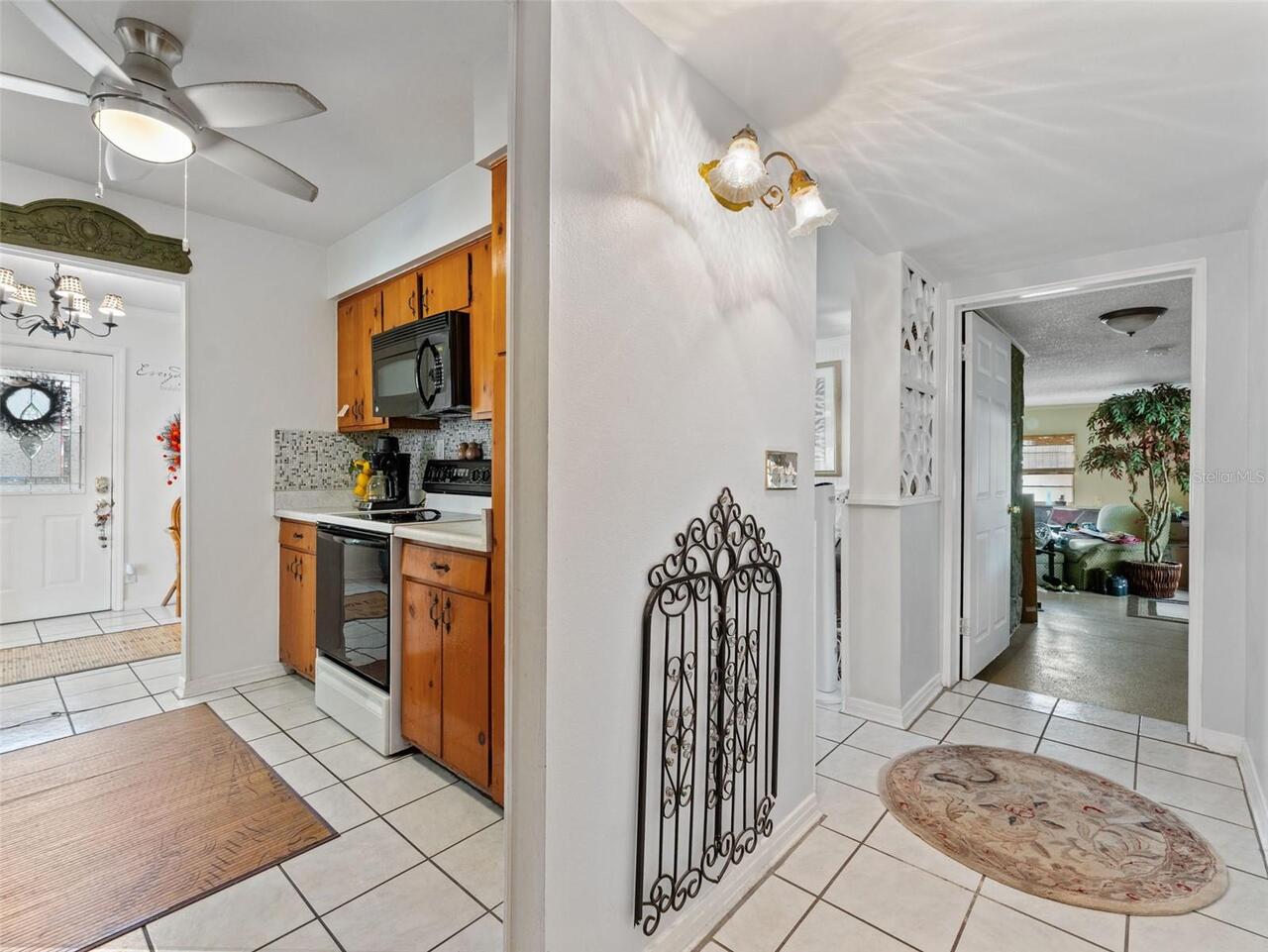 Listing Photo 9