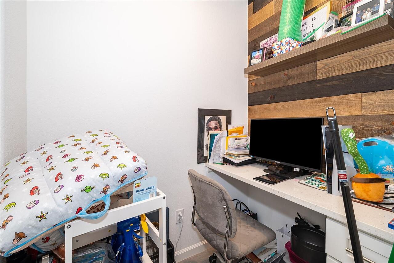 Listing Photo 14