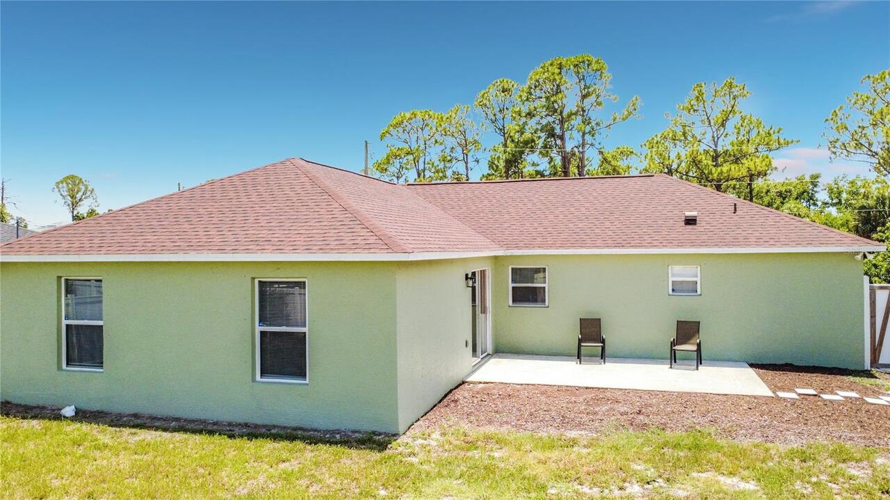 Listing Photo 11