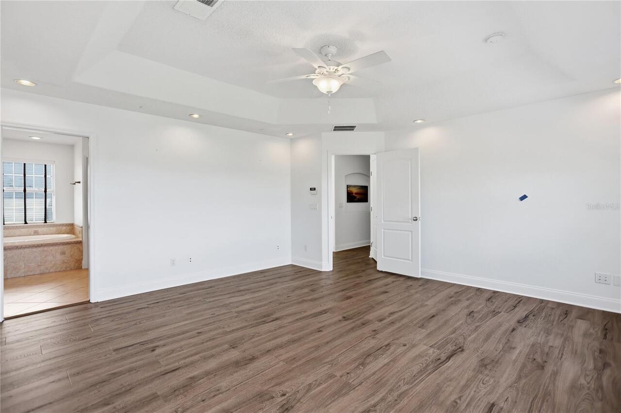 Listing Photo 32