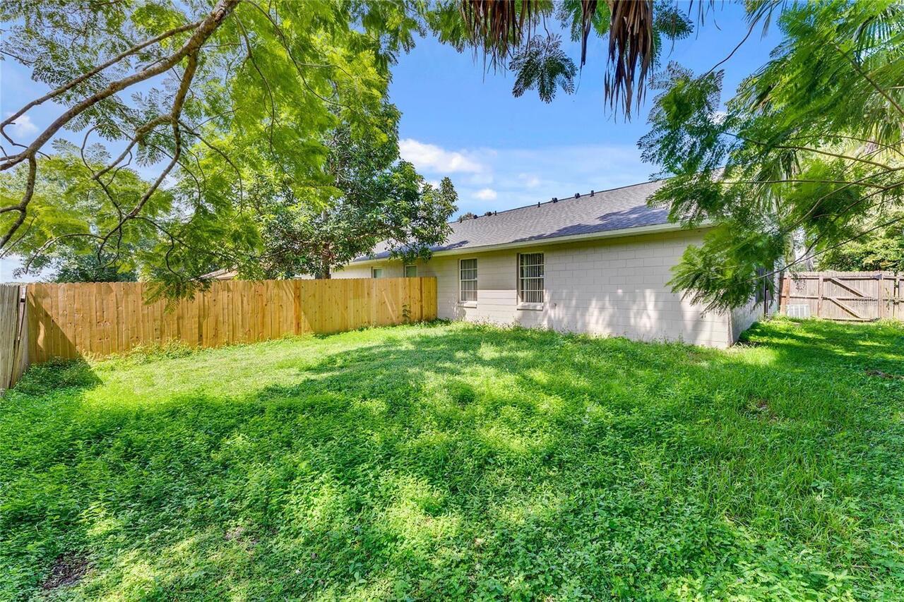 Listing Photo 16