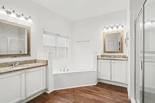 Listing Photo 25