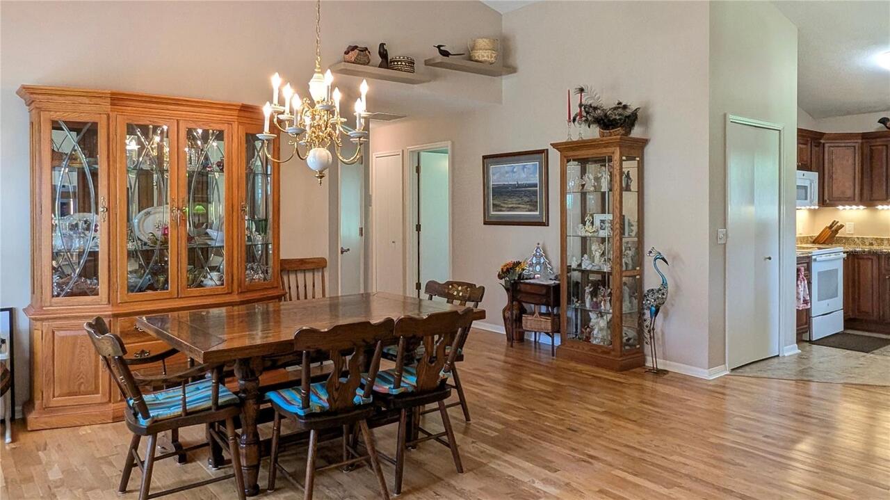 Listing Photo 6