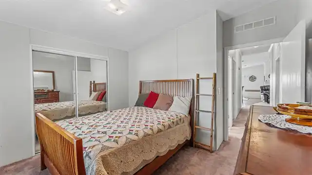 Listing Photo 16