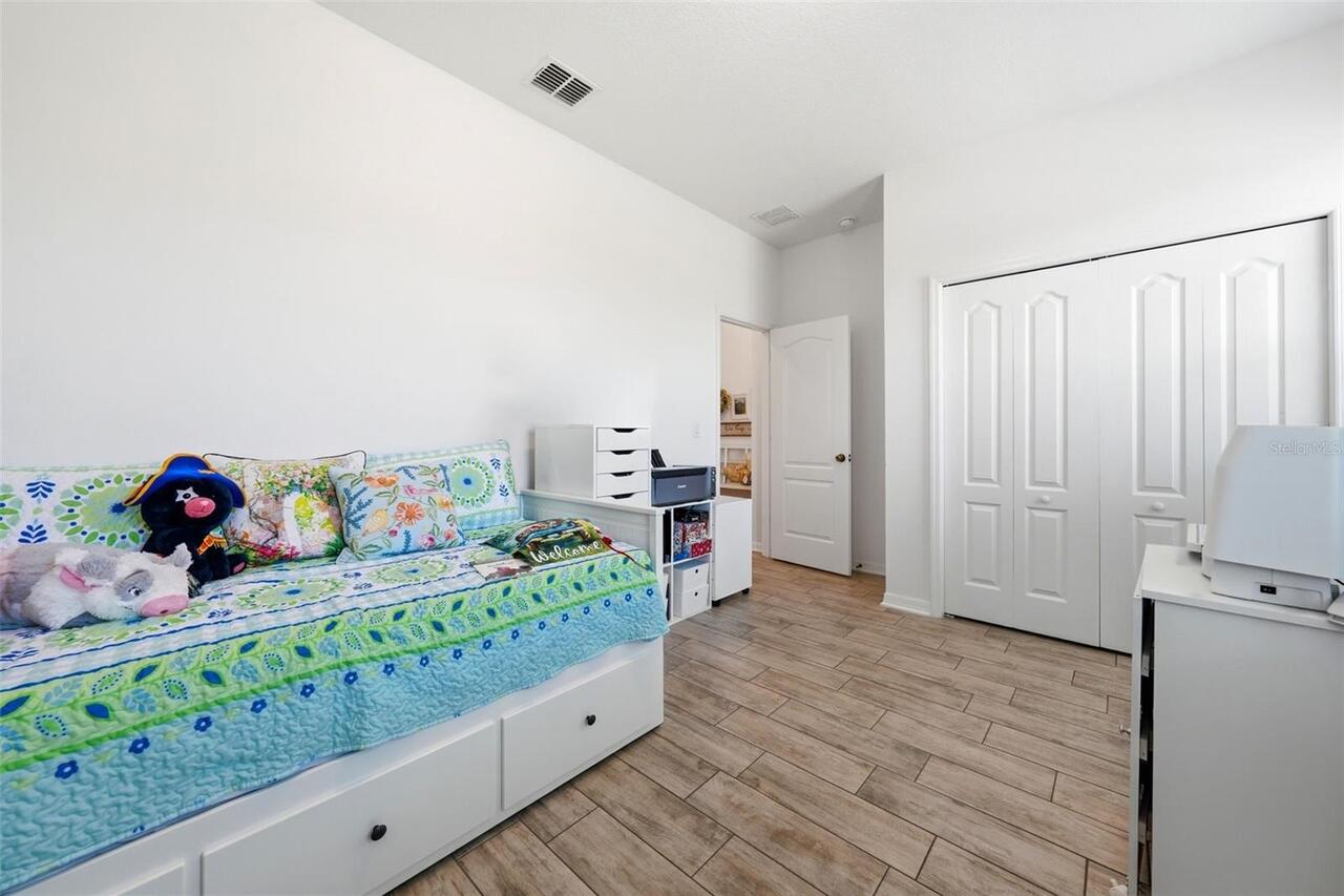 Listing Photo 23
