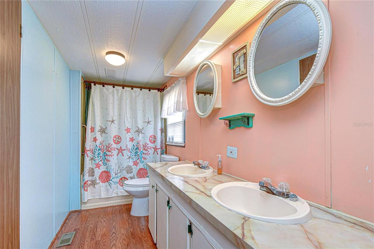 Listing Photo 24