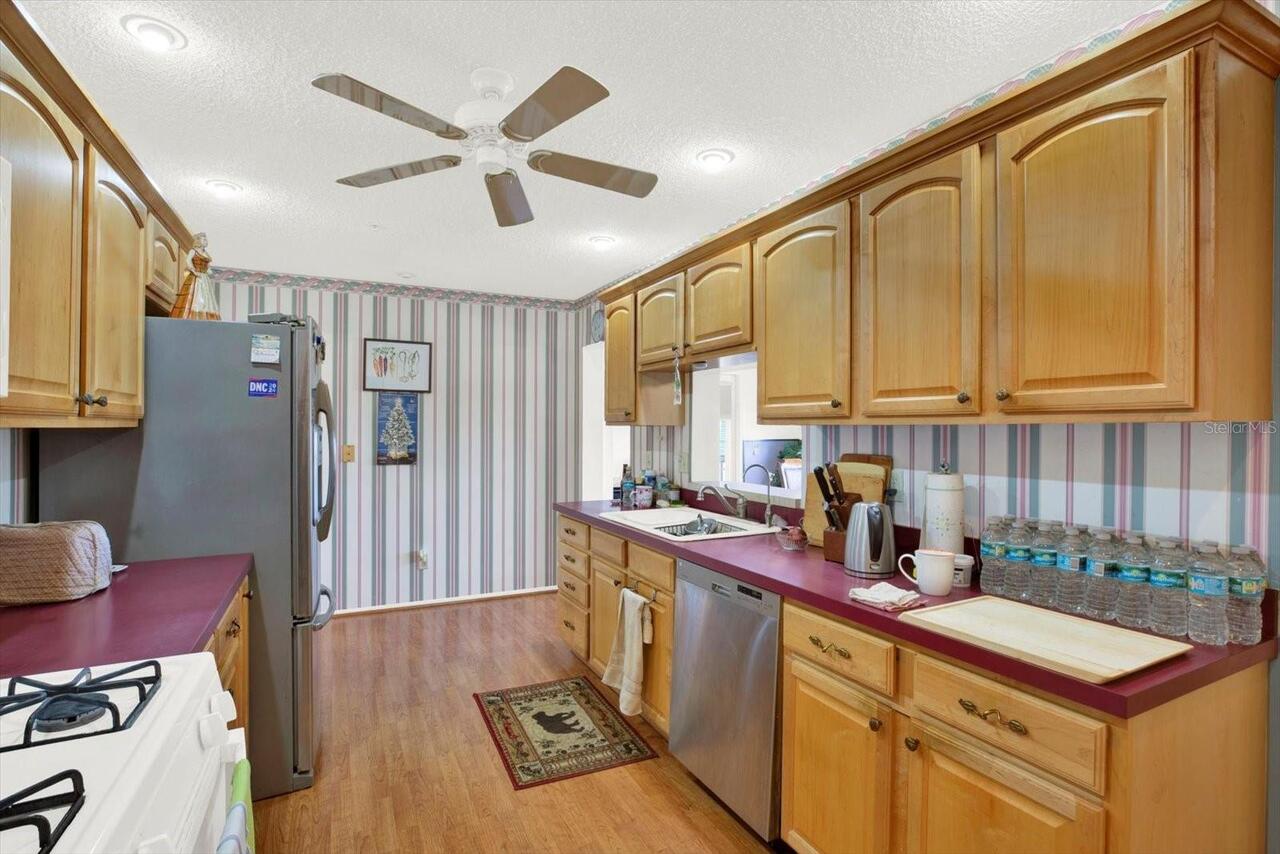 Listing Photo 15