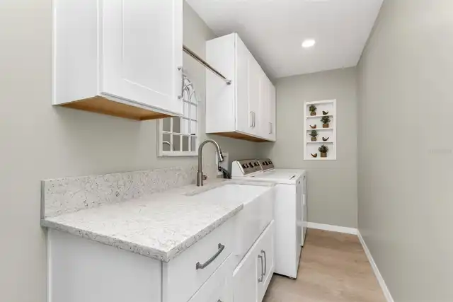 Listing Photo 11