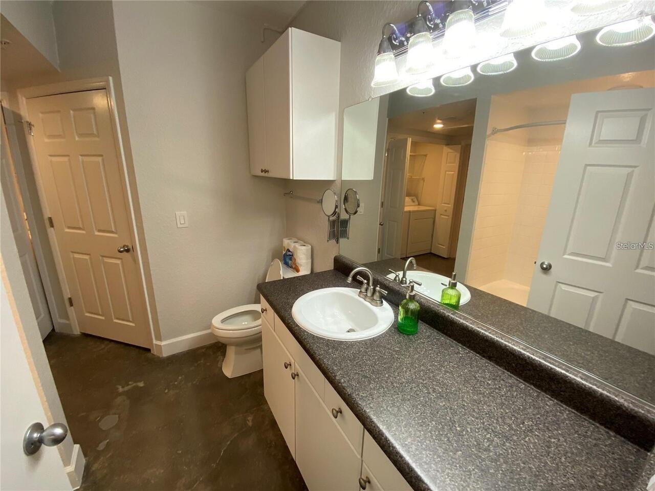 Listing Photo 12