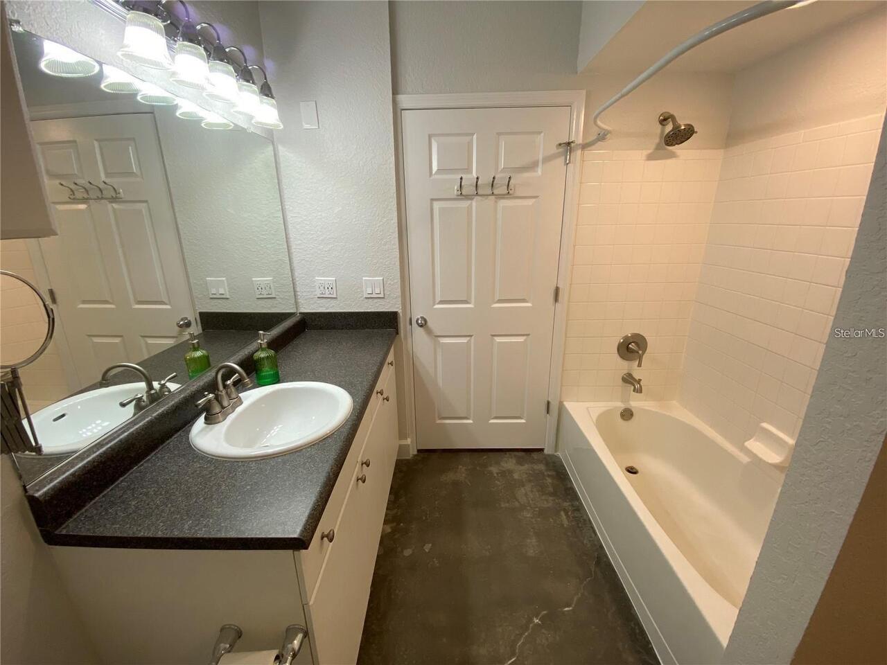 Listing Photo 20
