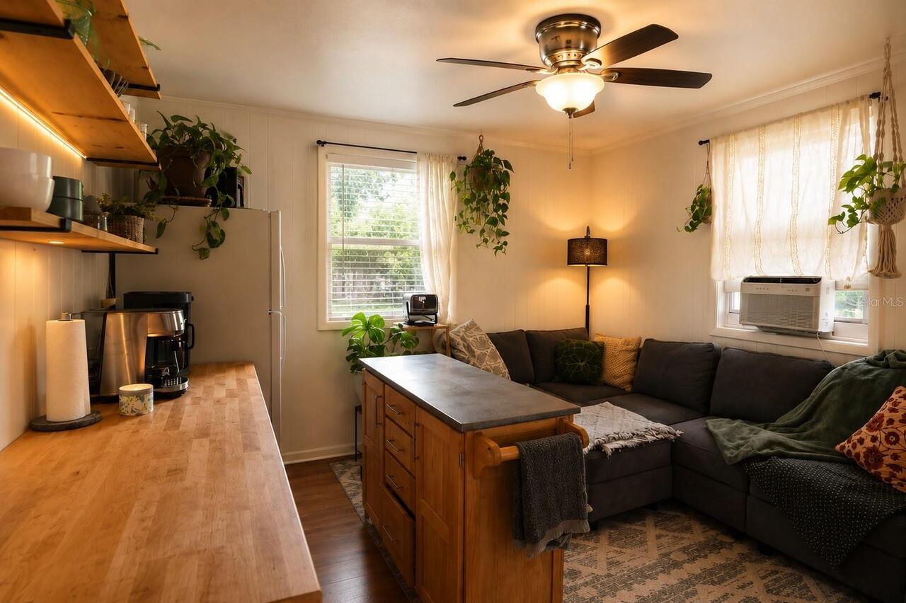 Listing Photo 15