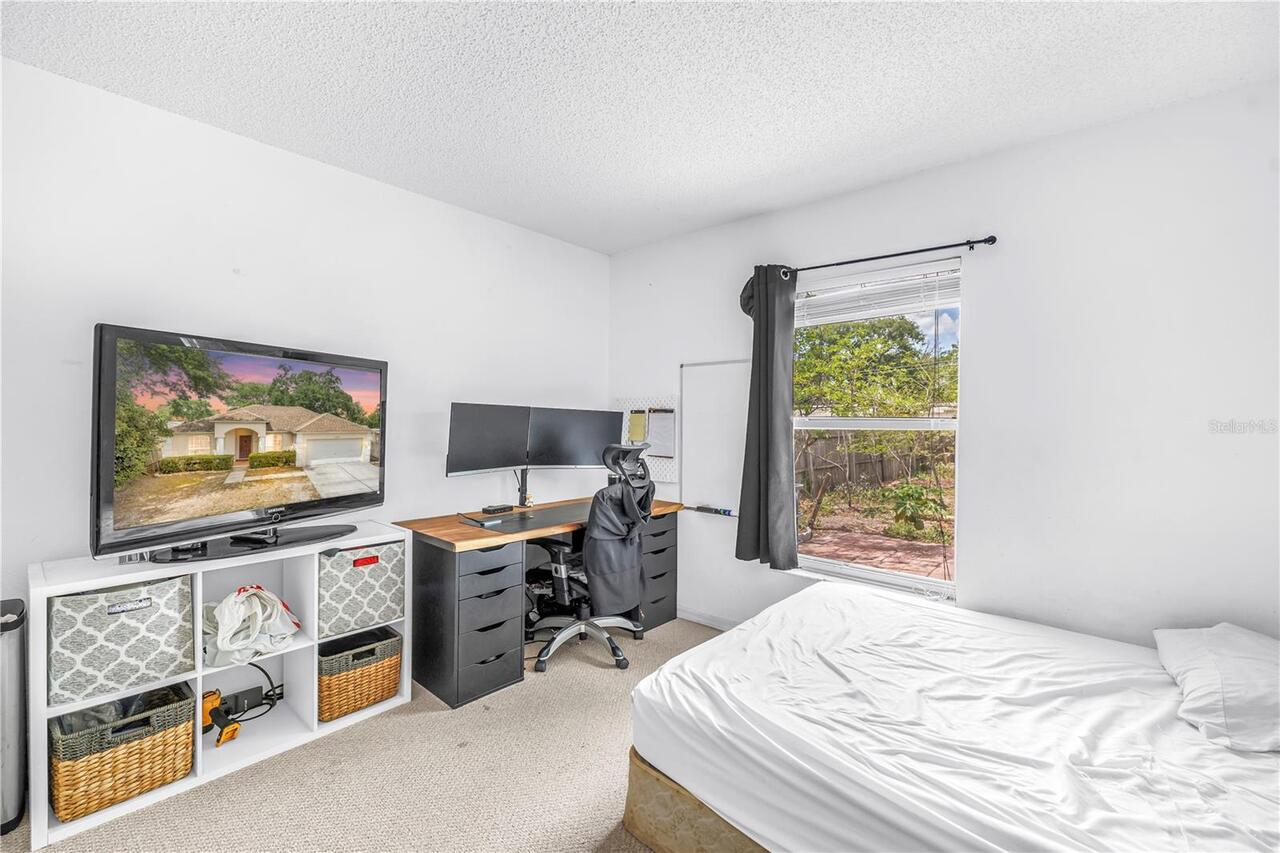 Listing Photo 15
