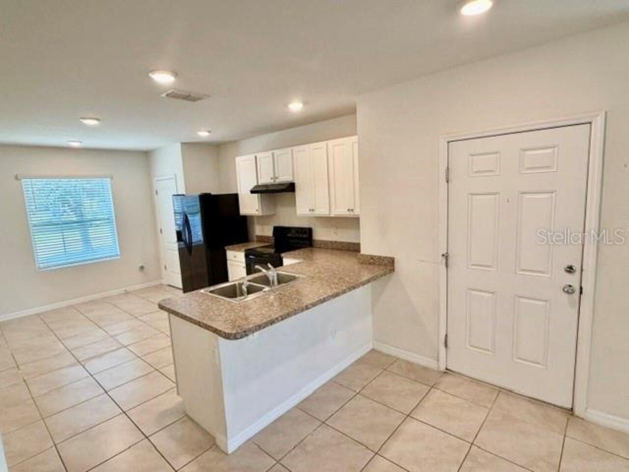 Listing Photo 9