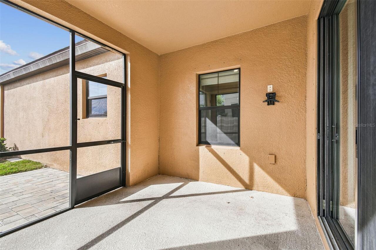 Listing Photo 43