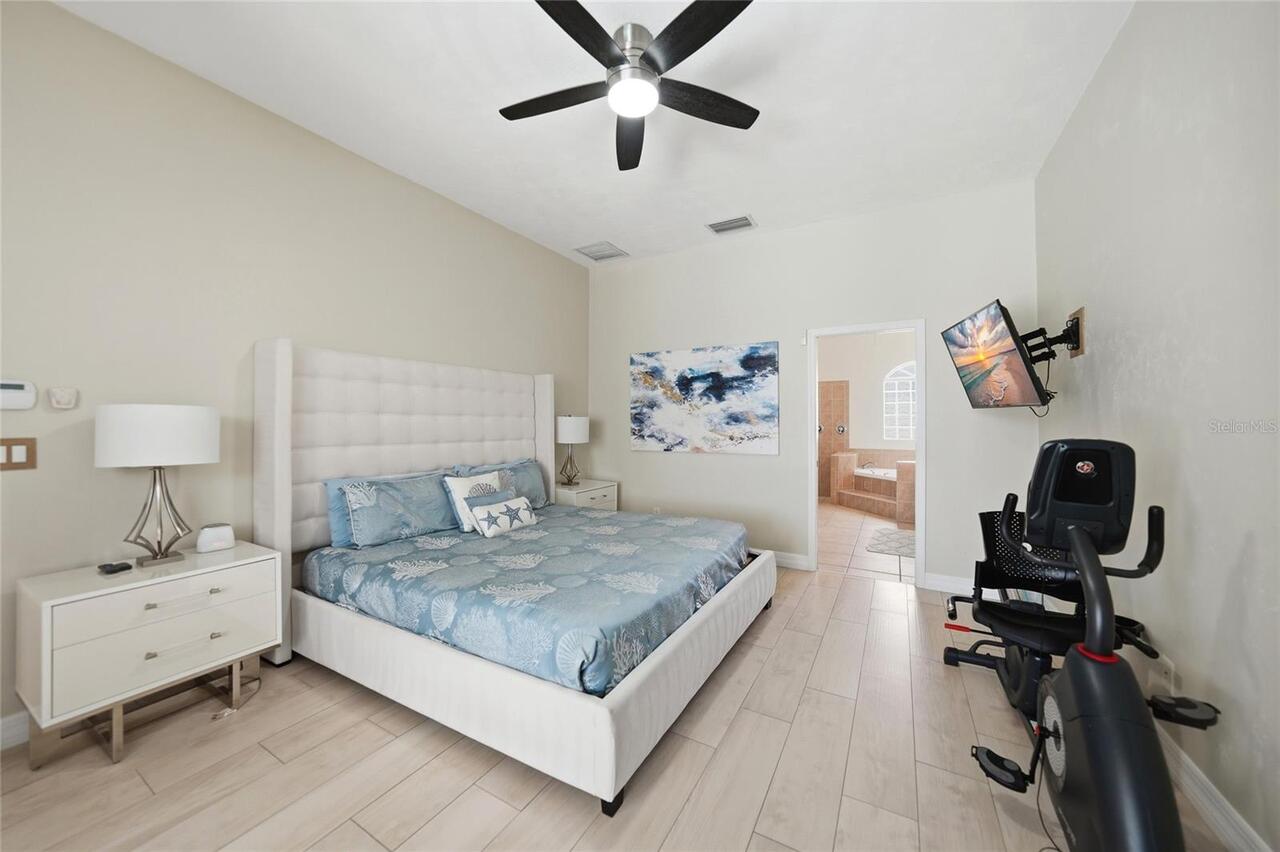 Listing Photo 20