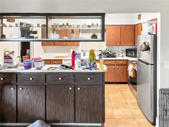 Listing Photo 7