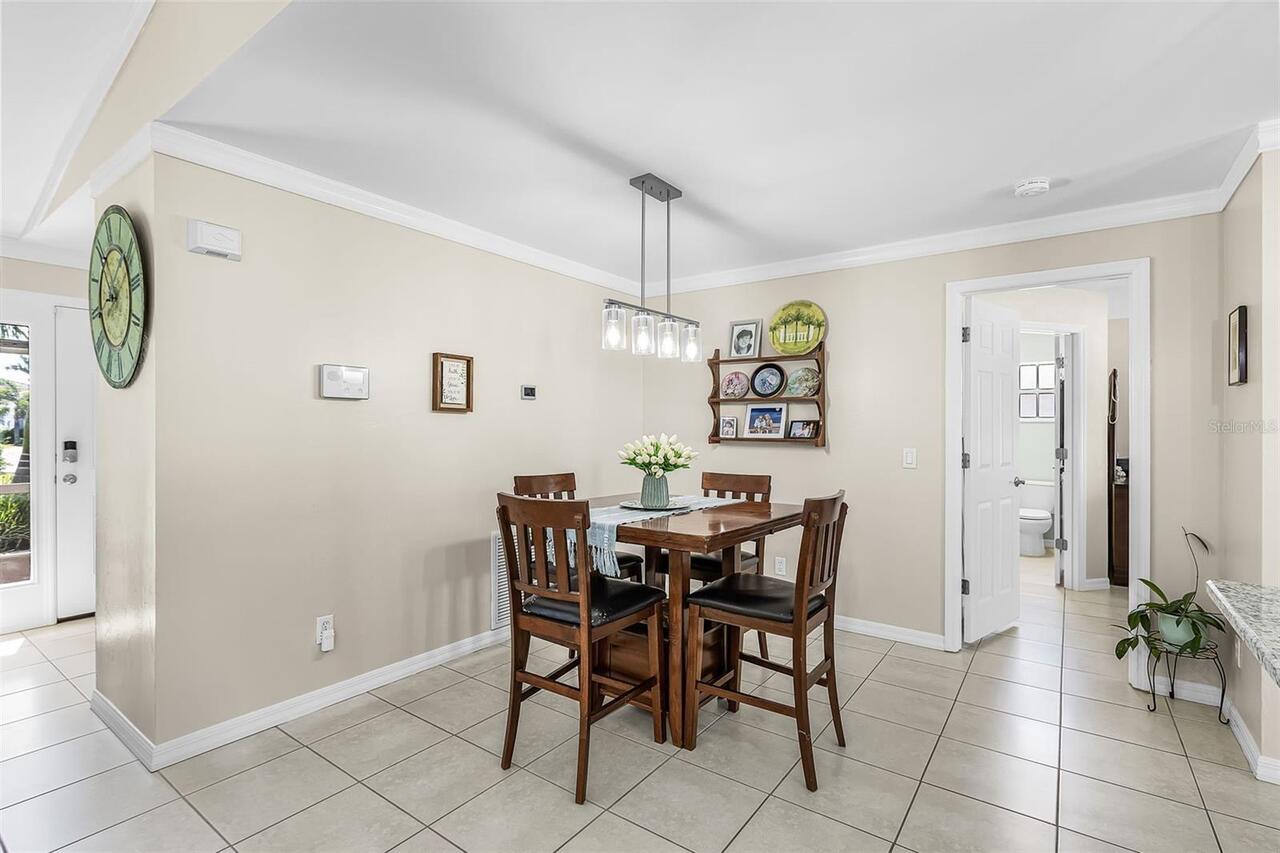 Listing Photo 9