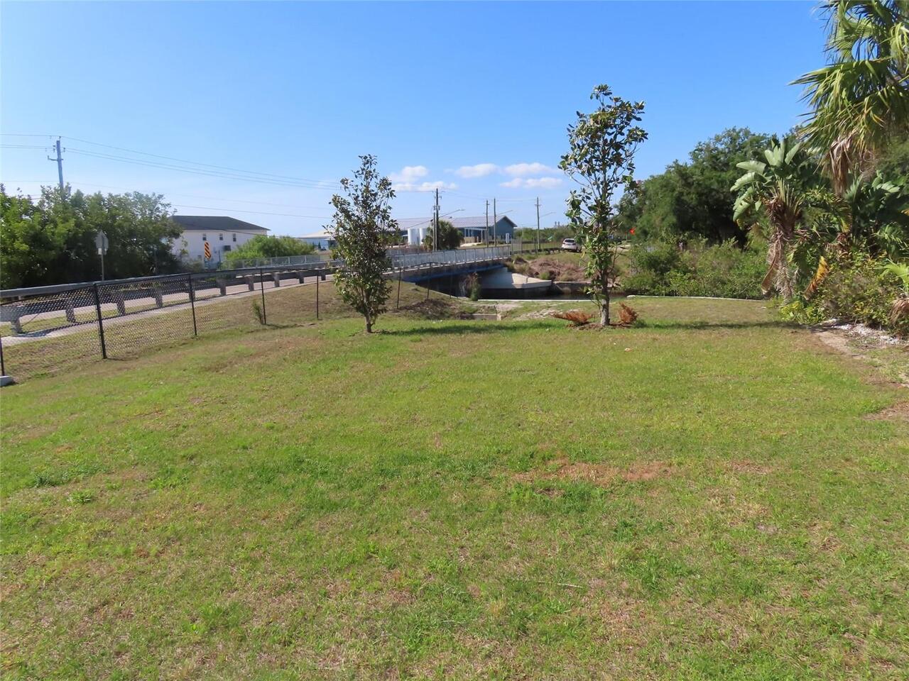 Listing Photo 16