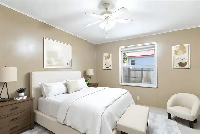 Listing Photo 12