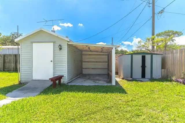 Listing Photo 17
