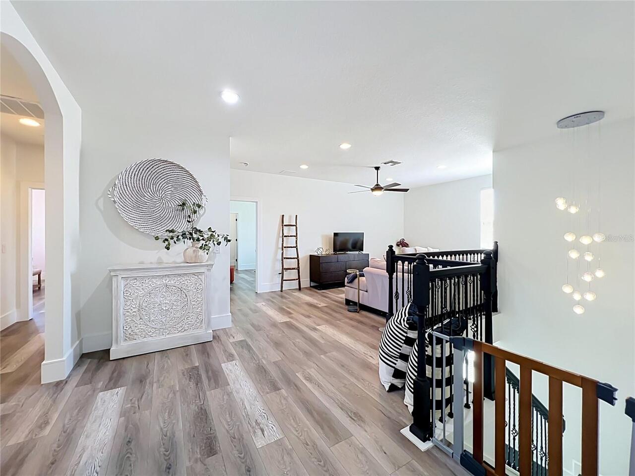 Listing Photo 33