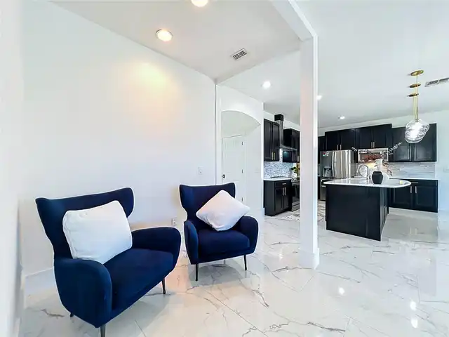 Listing Photo 19