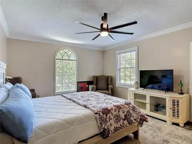 Listing Photo 33