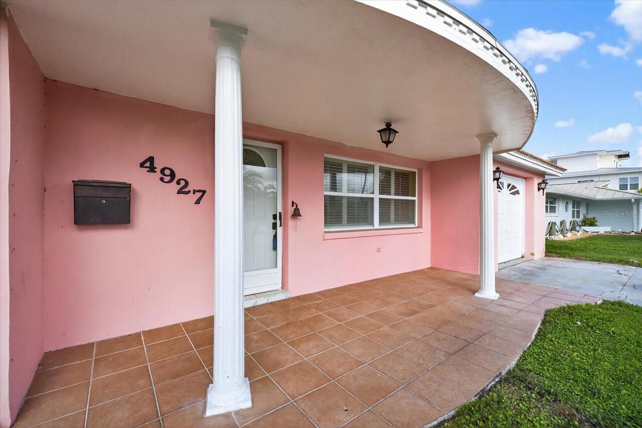 Listing Photo 10