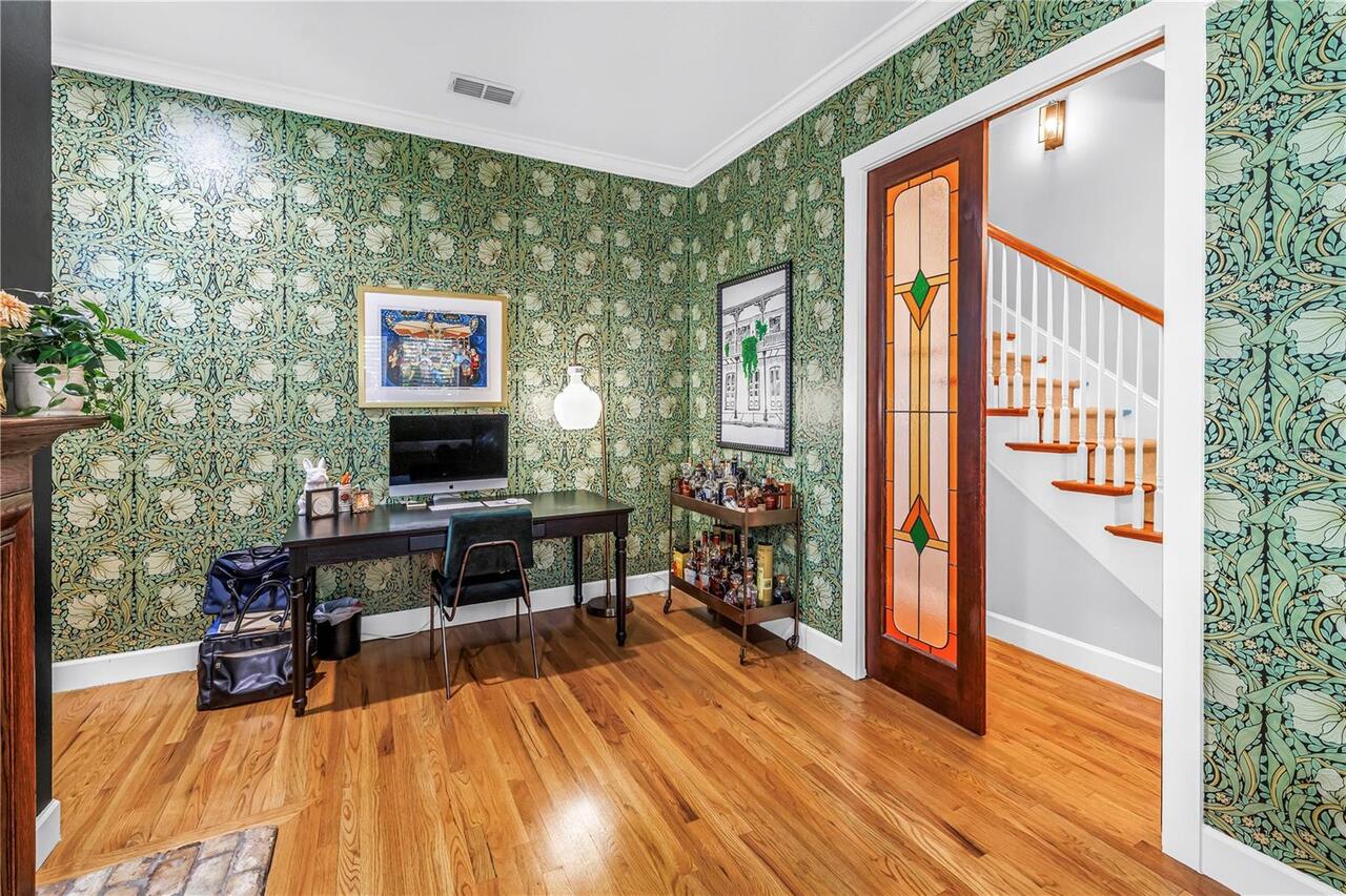 Listing Photo 9