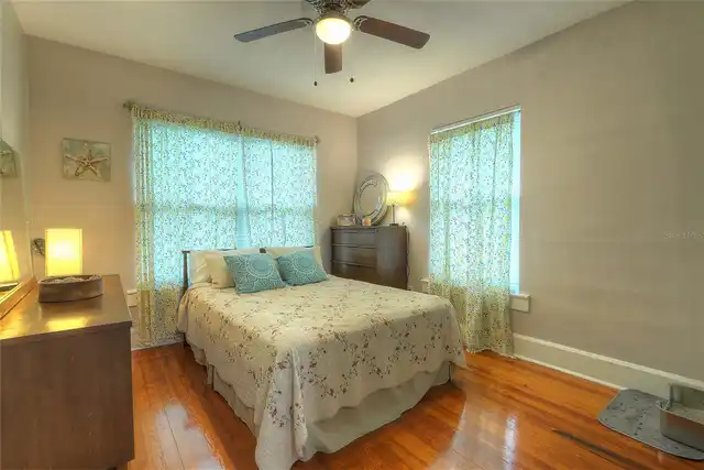 Listing Photo 18