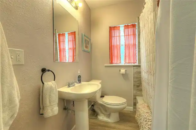 Listing Photo 21