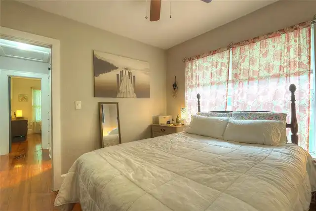 Listing Photo 23