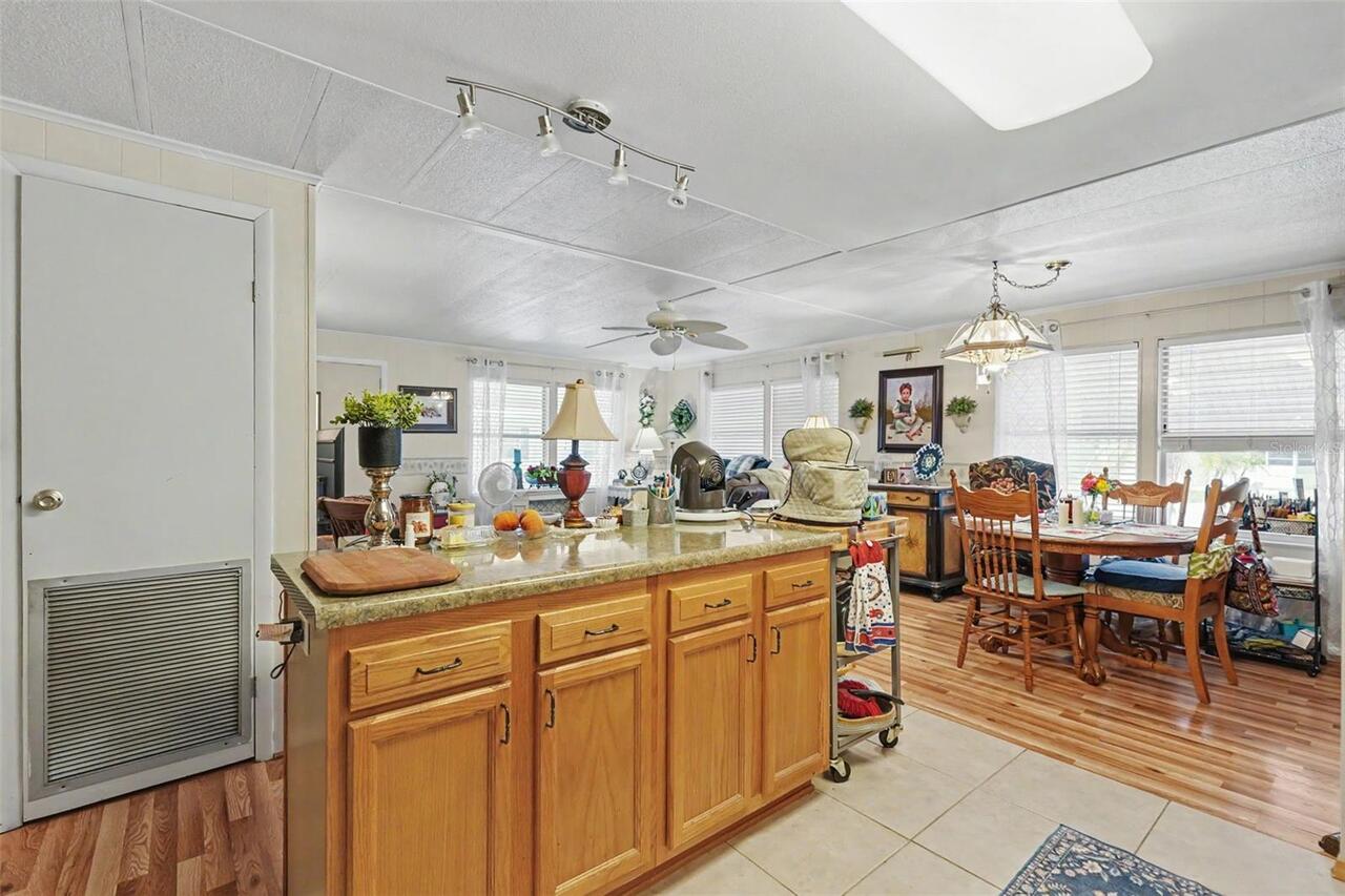 Listing Photo 27
