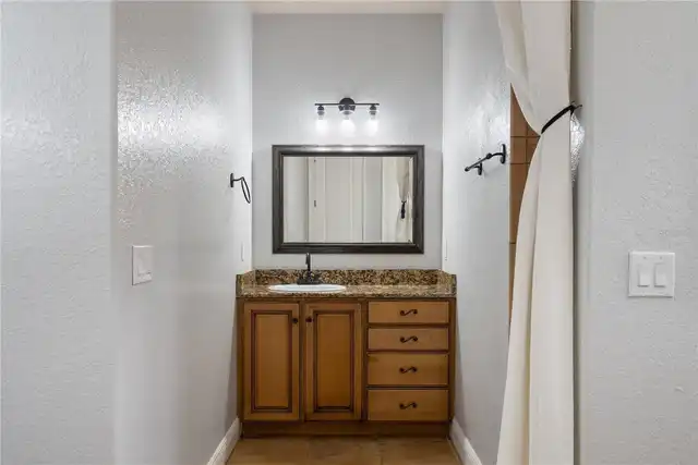 Listing Photo 22