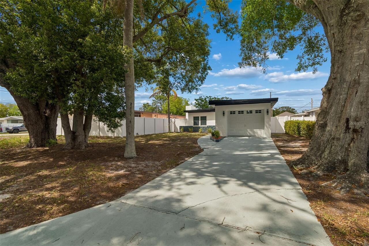 Listing Photo 6