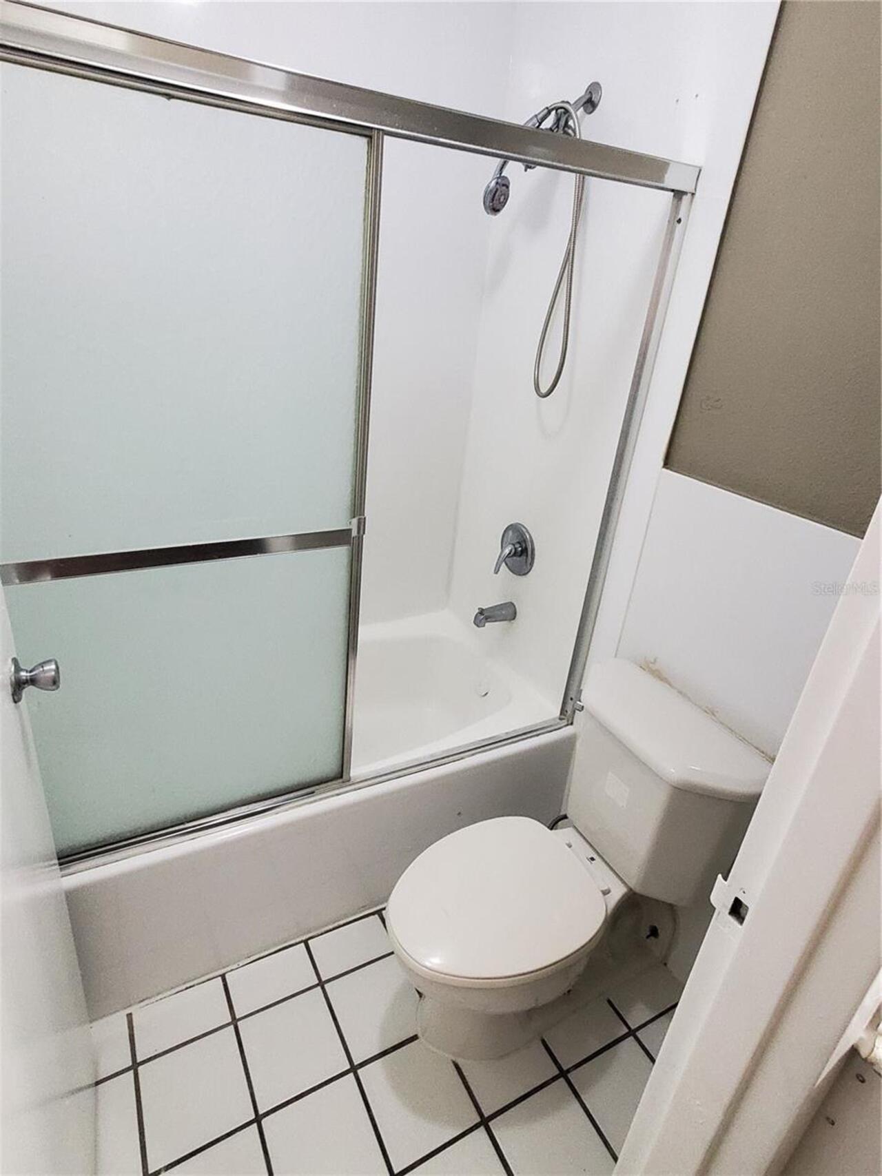 Listing Photo 10