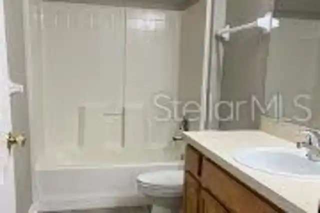 Listing Photo 11