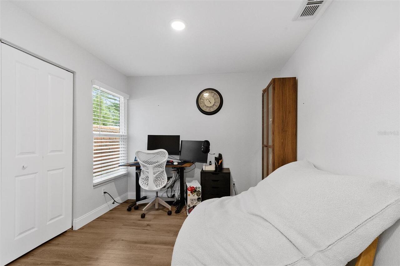 Listing Photo 7