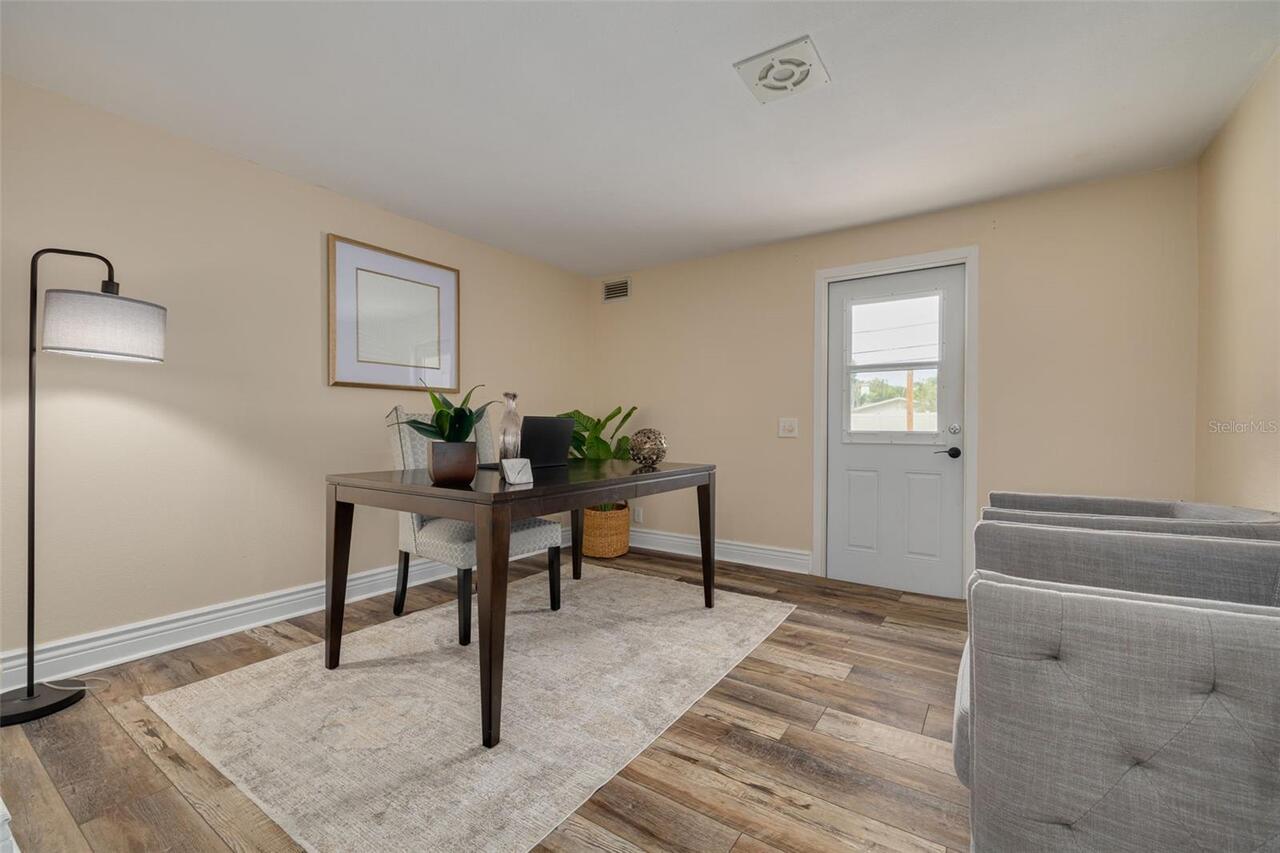 Listing Photo 15