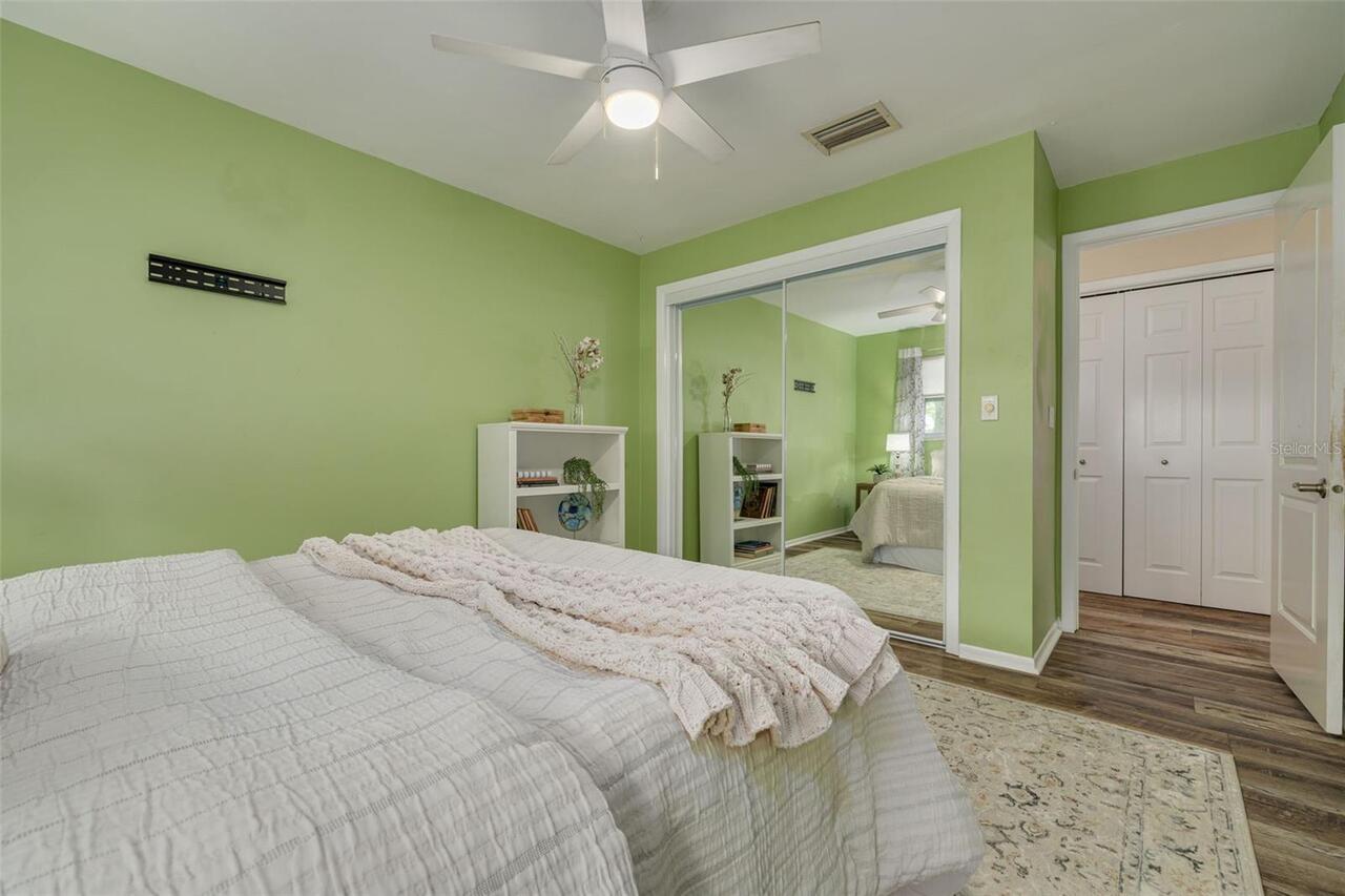 Listing Photo 23