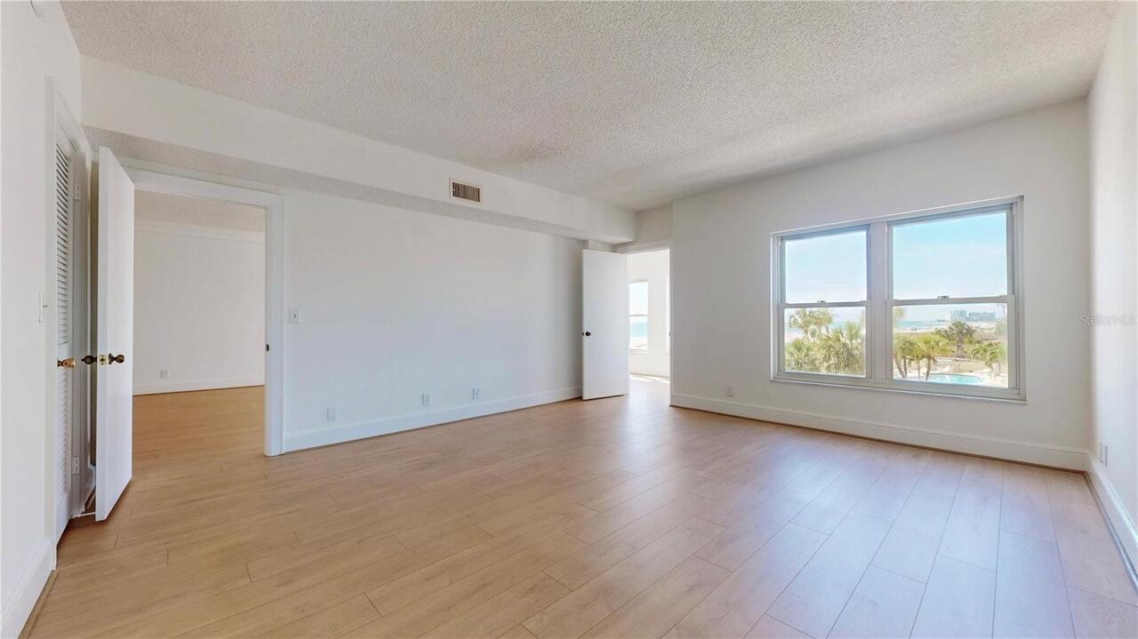 Listing Photo 35
