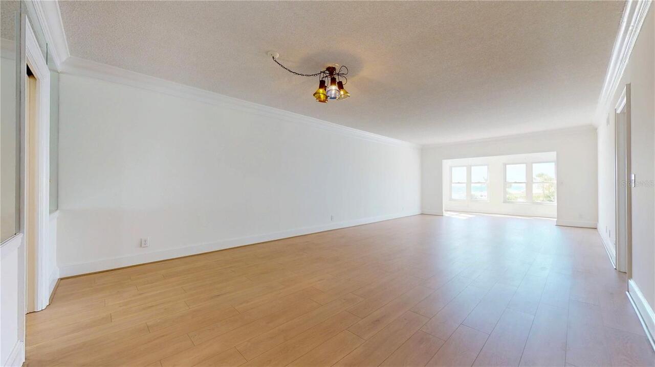 Listing Photo 42