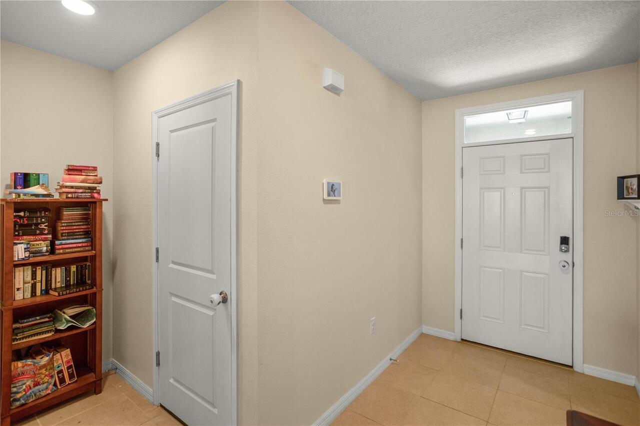 Listing Photo 12