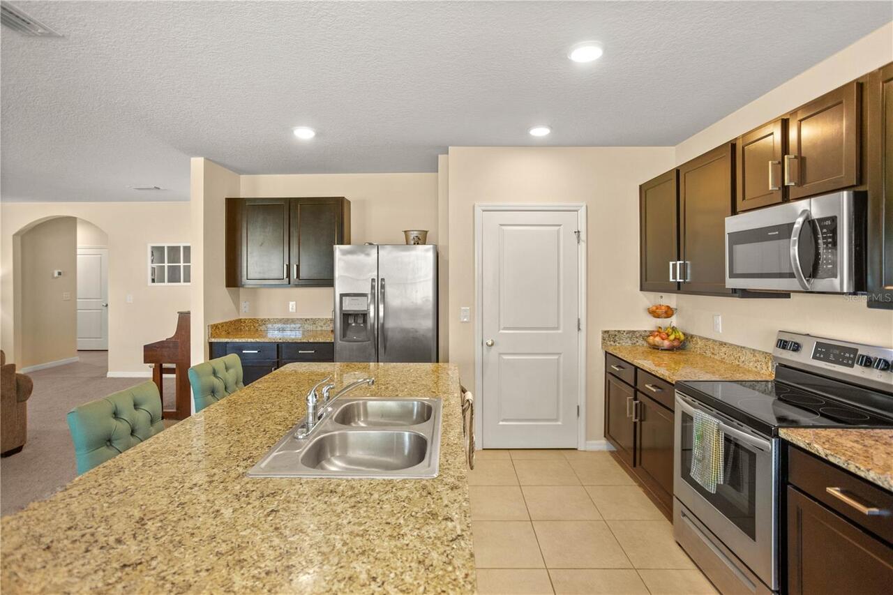 Listing Photo 18