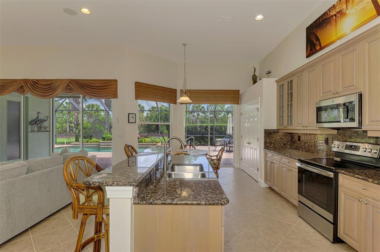 Listing Photo 17